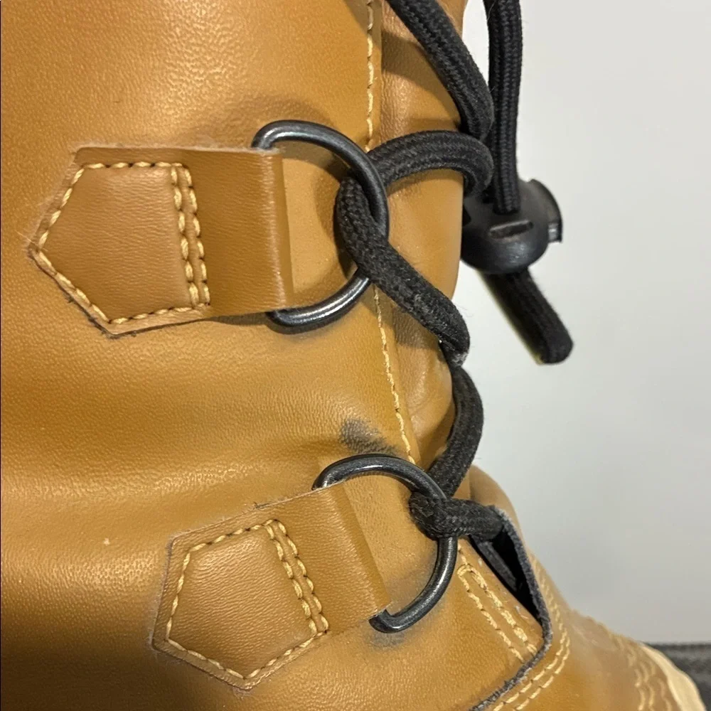 Sorel Tan and Black Insulated Boots